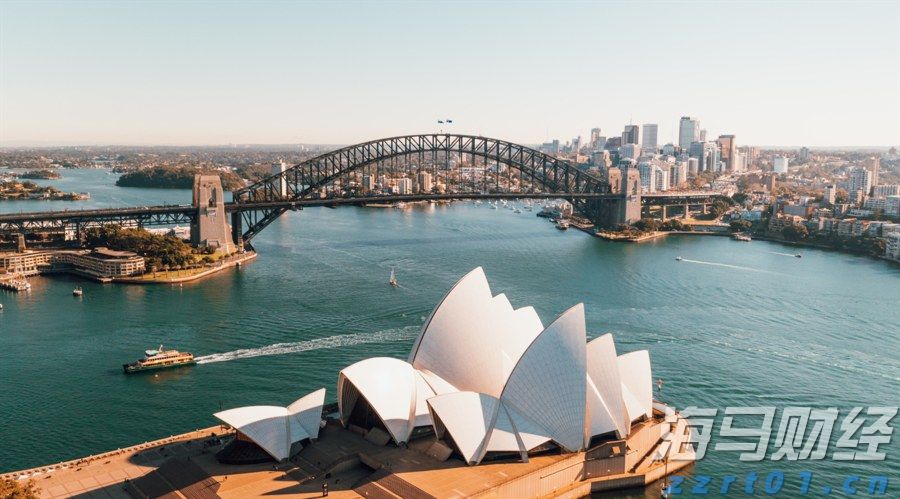 沪指创近4年新高，创业板指大涨3.62%